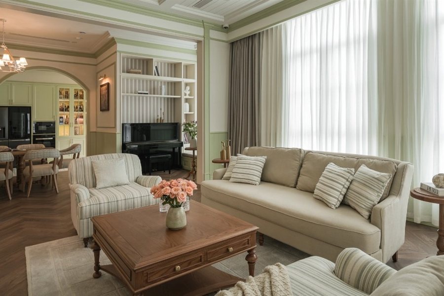 Phòng khách Almira House tông xanh pistachio, ảnh Thanh Viet Interior